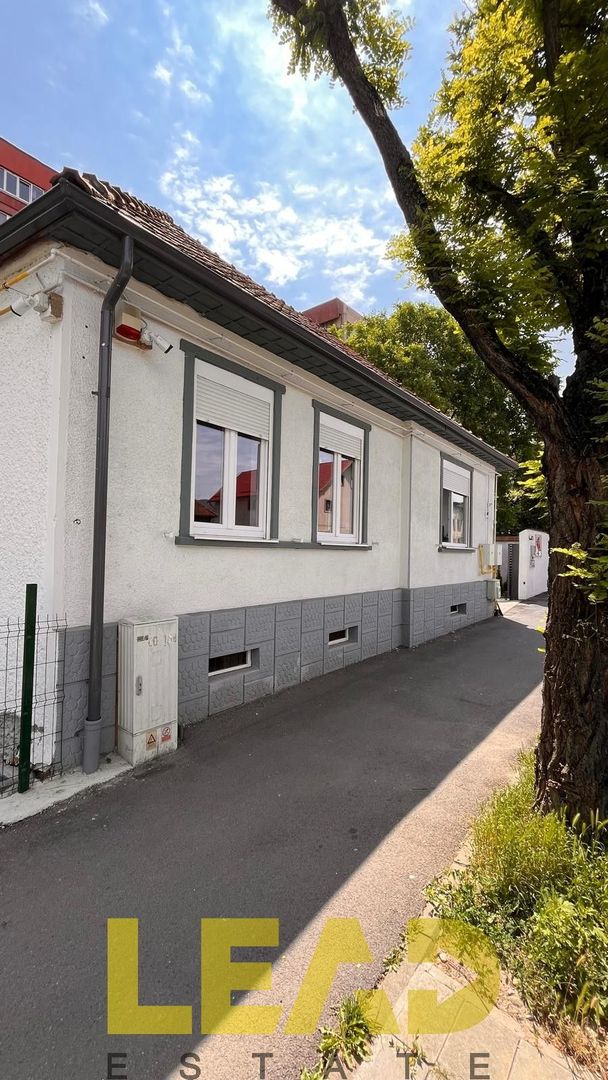 Casa renovata complet! 210 mp utili pe teren de 548 mp! - Poză 7