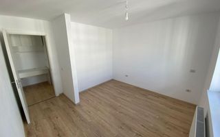 Apartament open space, etaj superior, boxa inclusa - Poză 3
