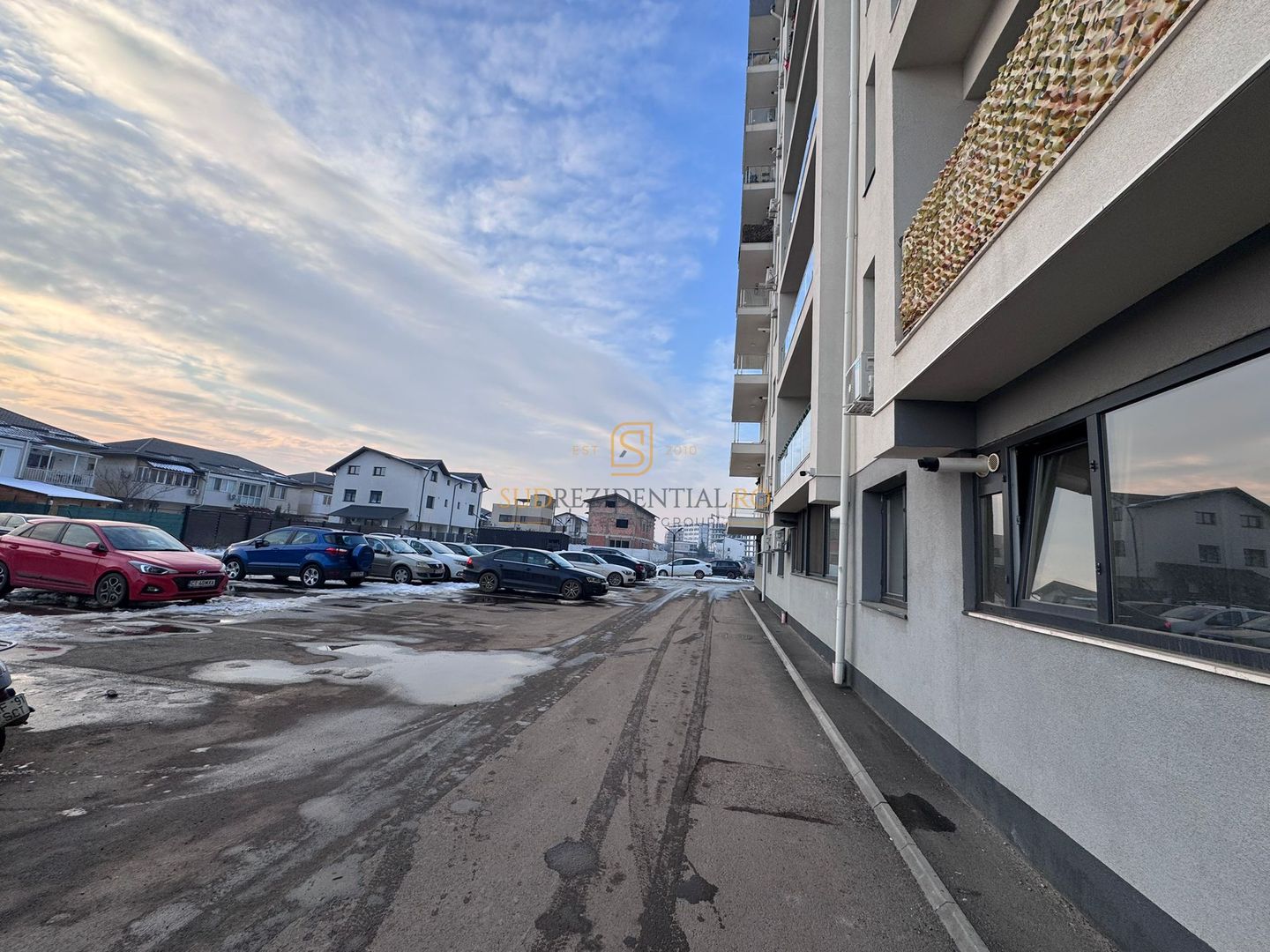 Apartament 2 camere, 55 mp, parcare inclusa, mobilat modern, Sector 4 - Poză 27