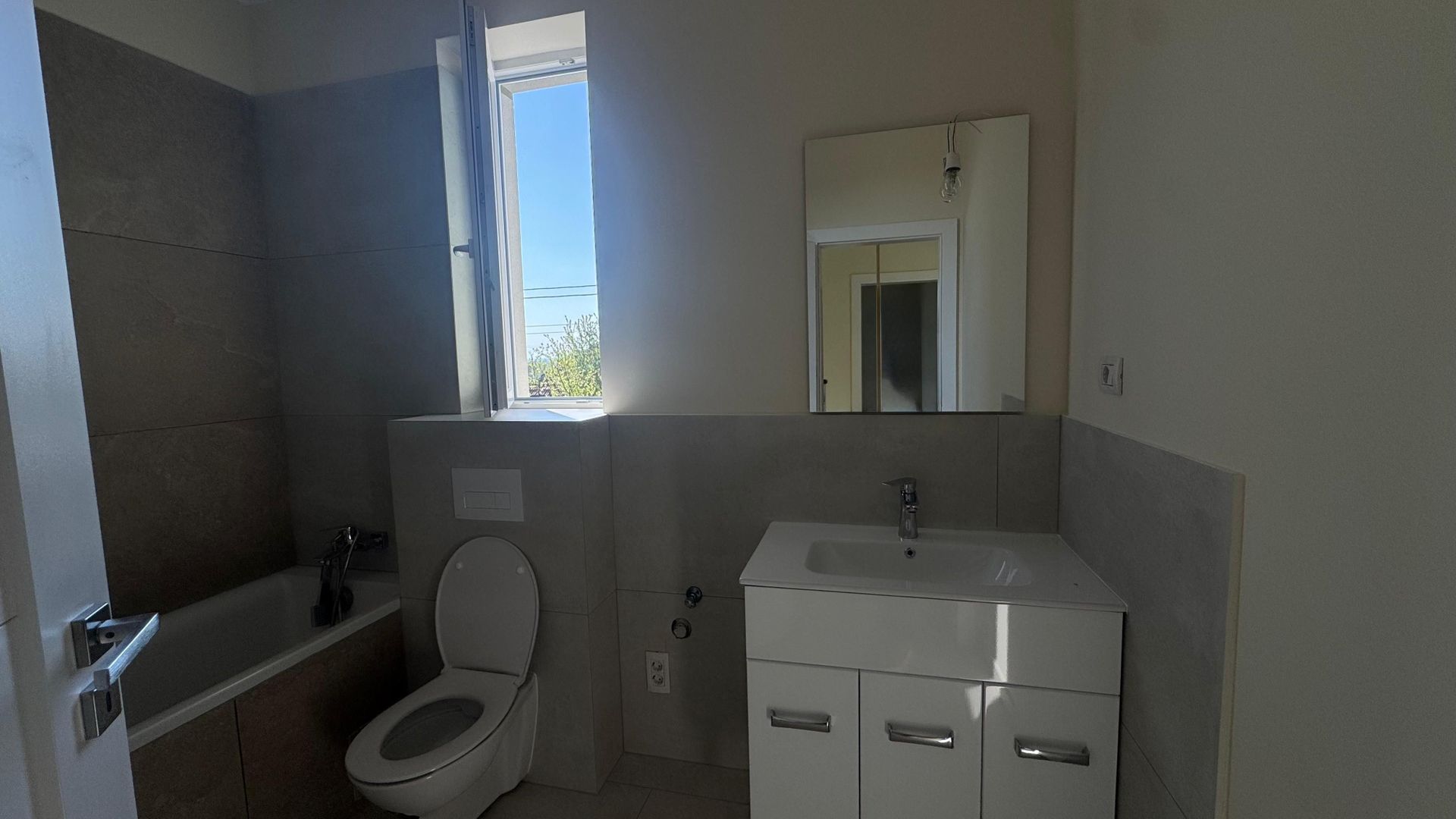 COMISION 0% | Casa Individuala | 97 mp | 4 Camere | Mosnita Veche | - Poză 12