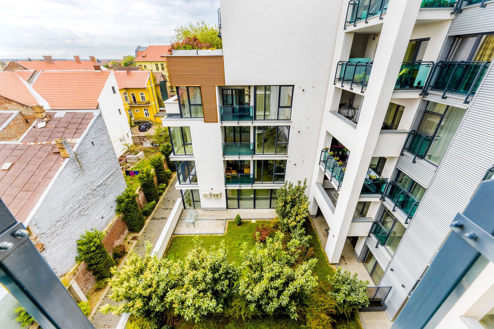 Apartament cu două camere și spațiu verde - Poză 7