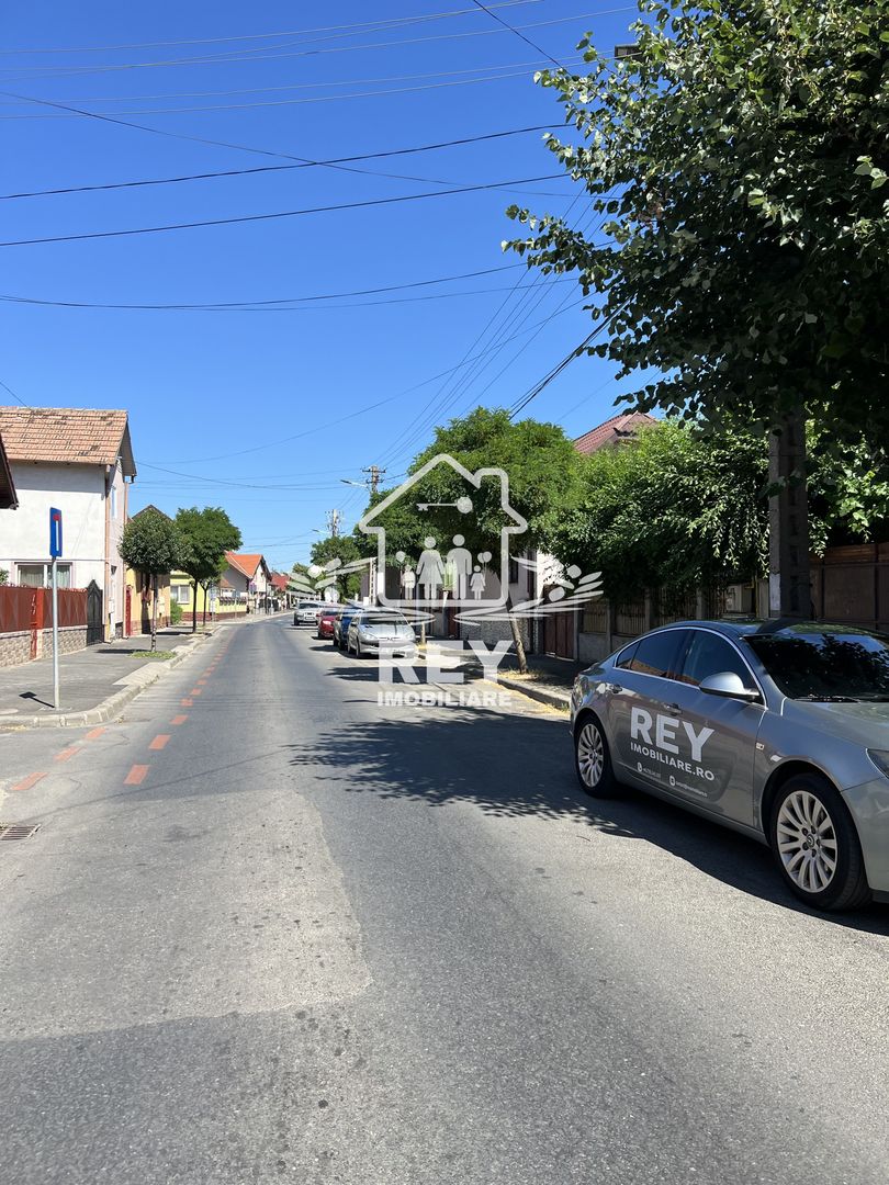 Casa singur in curte cartier Lazaret / Sibiu cu teren de 790 mp - Poză 3