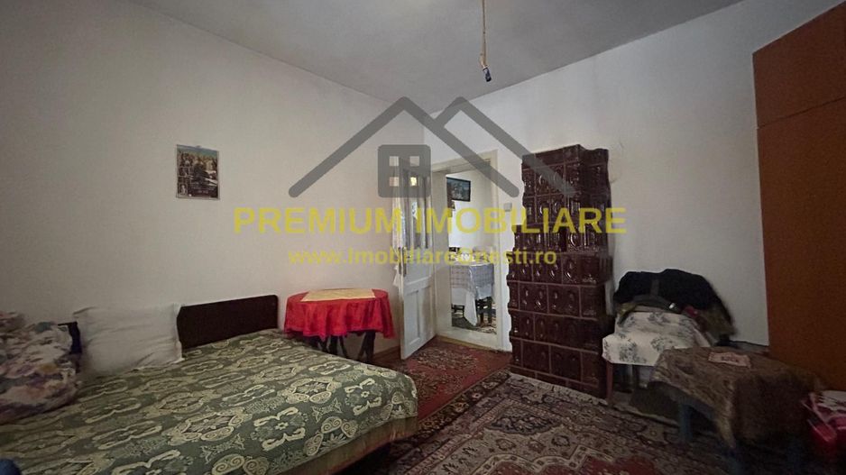 Casă batraneasca+ teren 999 mp intravilan în Oituz - Poză 14