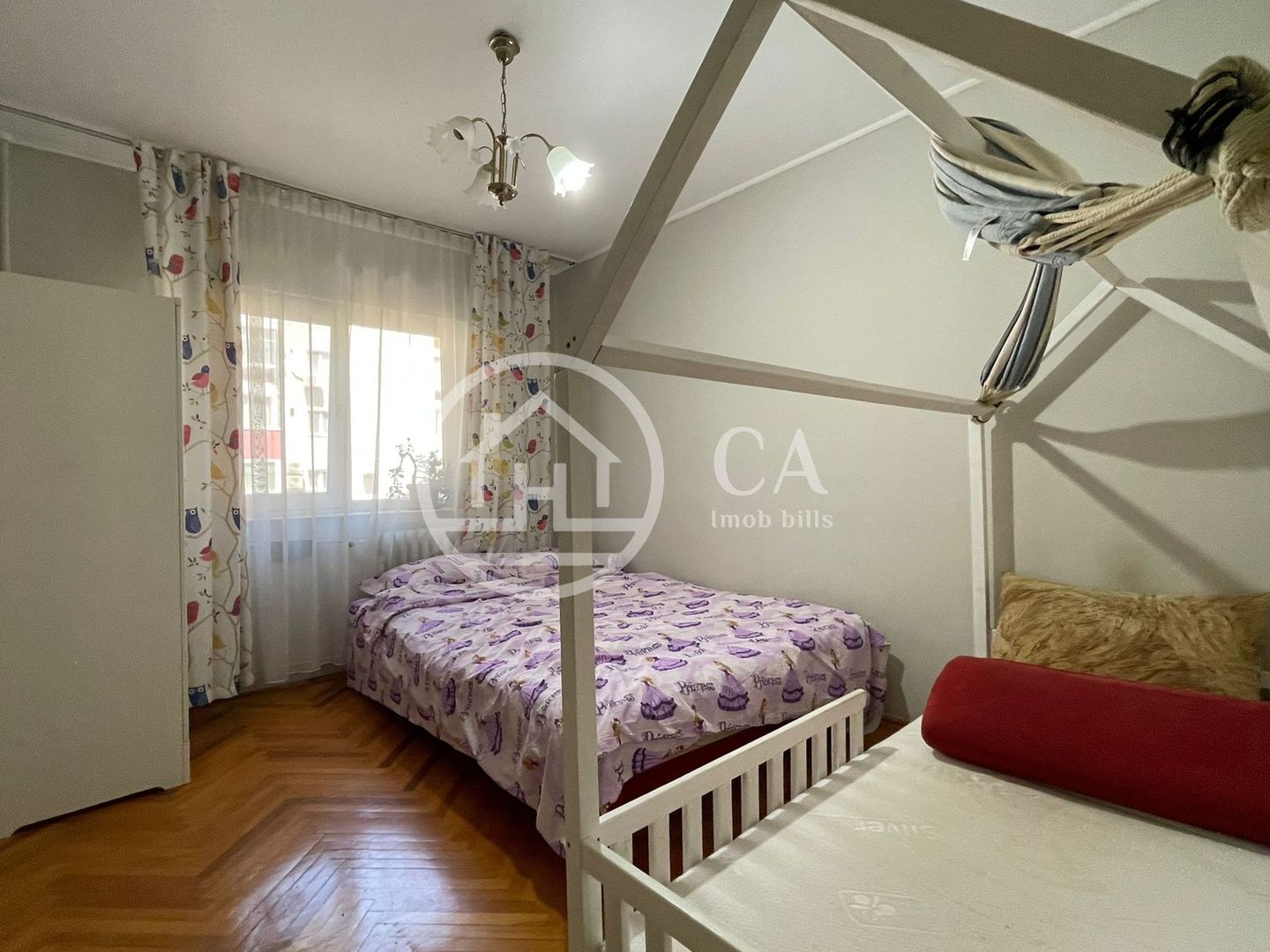 Apartament cu 4 camere de inchiriat in zona Rogerius, Oradea - Poză 8
