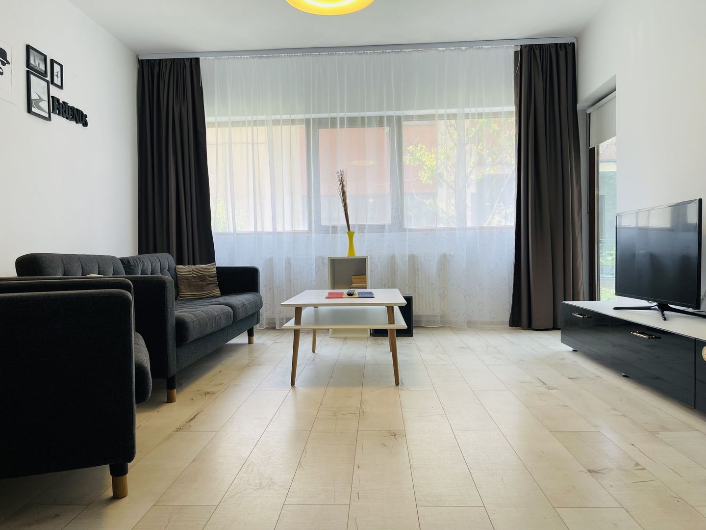 INCHIRIAT - Apartament modern cu 3 camere & 2 bai | 72 mp | Terasa inchisa - Poză 2