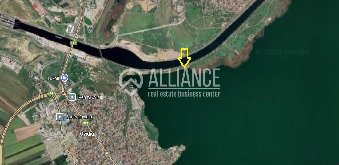 OVIDIU Teren cu deschidere directă la Lac Siutghiol - Poză 1