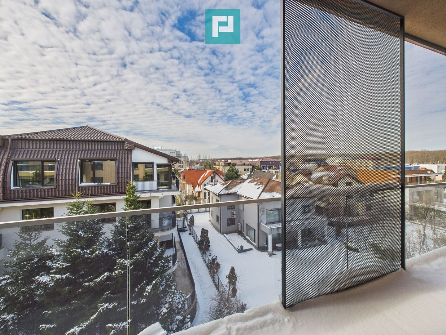 Apartament spațios, vedere și facilități premium - Poză 32