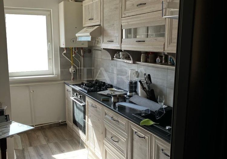 Apartament cu 3 camere, ideal pentru familie. - Poză 3