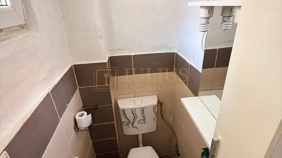 2 camere| apartament la casa-curte comuna| loc de parcare| centrala proprie| - Poză 11