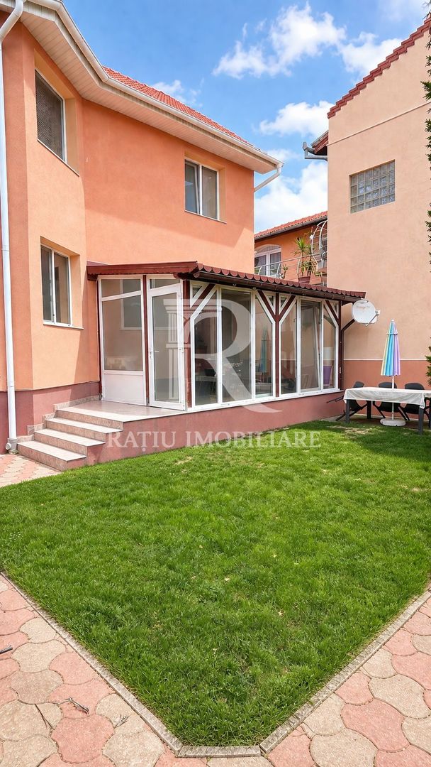 Casă elegantă de vânzare | Complet mobilată și utilată | Oradea - Poză 4