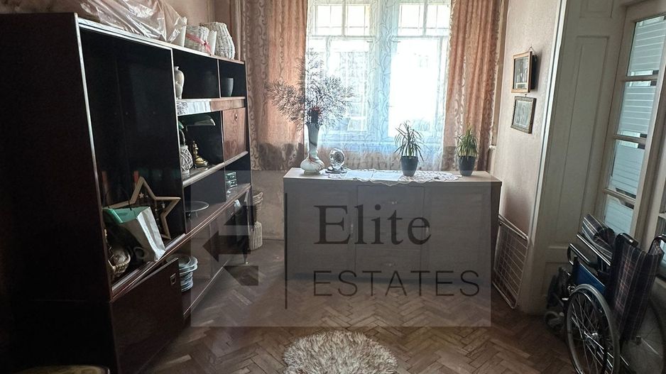 Apartament de Vanzare la Parterul unei case colective - Poză 5