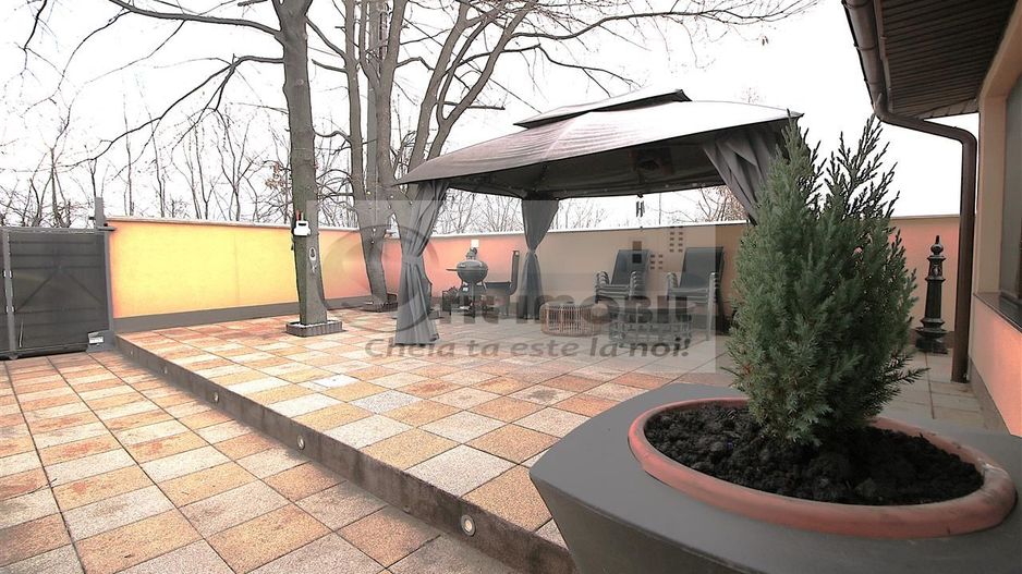 MIROSLAVA CASA EXCLUSIVISTA LA CHEIE LUX STIL MEDITERANEAN MOBILATA - Poză 15