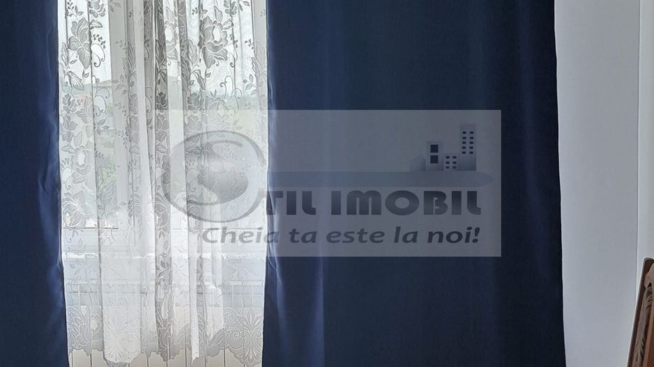 Apartament 3 Camere UMF - 450 euro - Poză 1