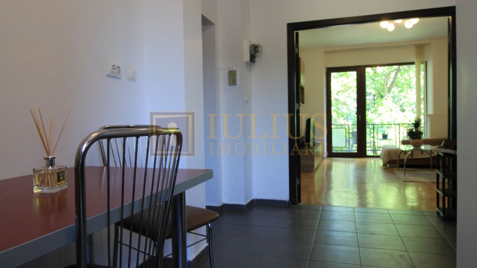 Central; Bdl Mihai Viteazu, 3 camere, centrala proprie - Poză 6