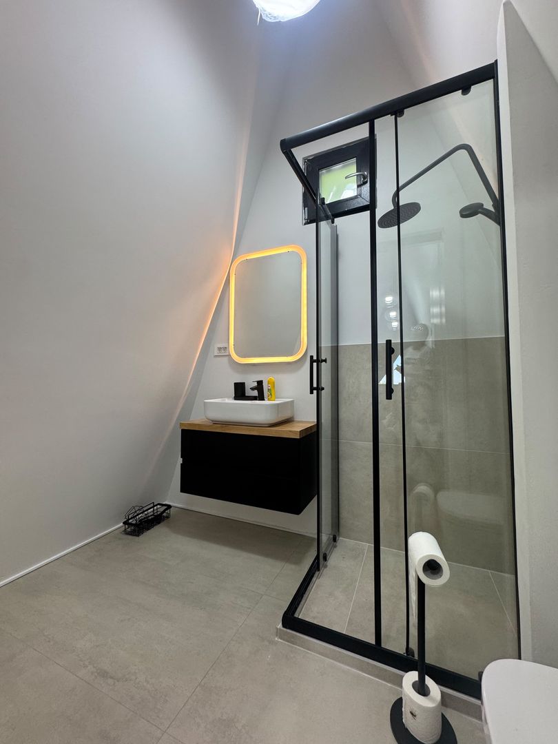 Proprietate exclusivista || A FRAME si CURTE 1425 MP +PISCINA || GRADISTEA IF - Poză 7