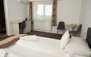 Pensiune 3 stele de vânzare | 18 camere | Băile Felix - Poză 24
