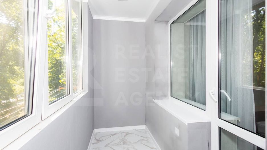Vânzare, apartament, 2 camere + living, Miron Costin, Rîșcani - Poză 11