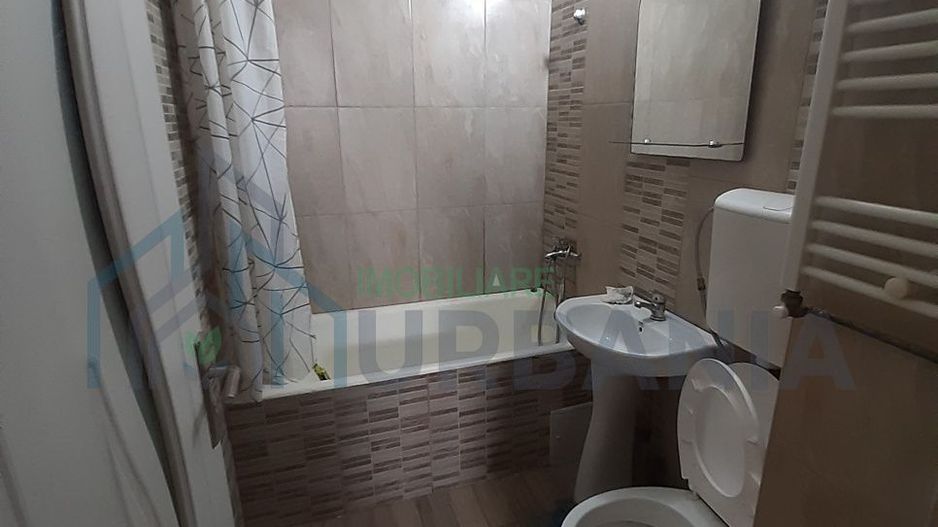 Apartament 2 camere de închiriat, Tătărași, la bulevard, mobilat, renovat, centrală termică, aer condiționat - Poză 7