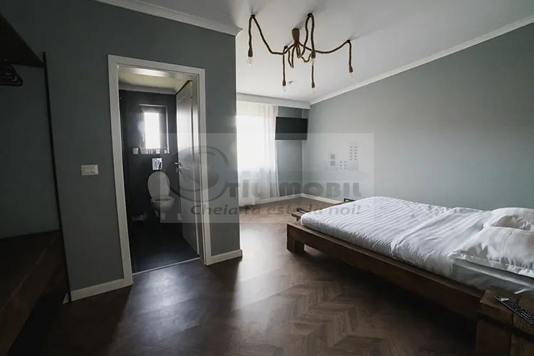 Pensiune de vanzare Voronet - 6 camere - 7 bai - Poză 9