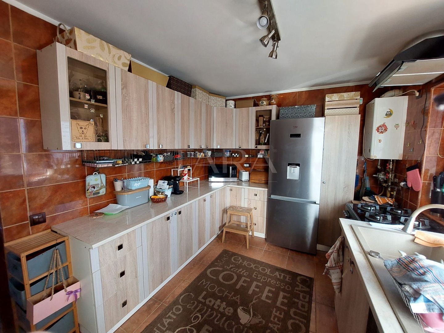 Casa visurilor tale în Florești, in aproprierea strazii Avram Iancu. - Poză 1