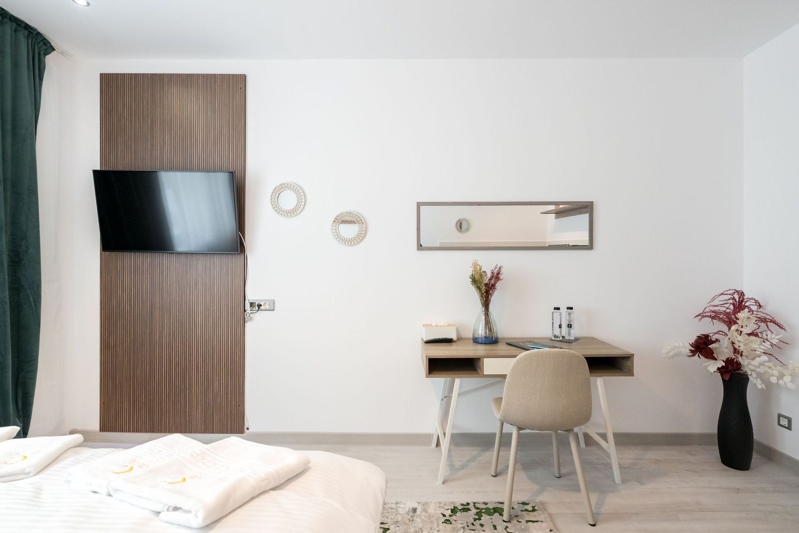 Garsoniere 10 proprietati Rin Grand Residence sub contract Airbnb - Poză 8