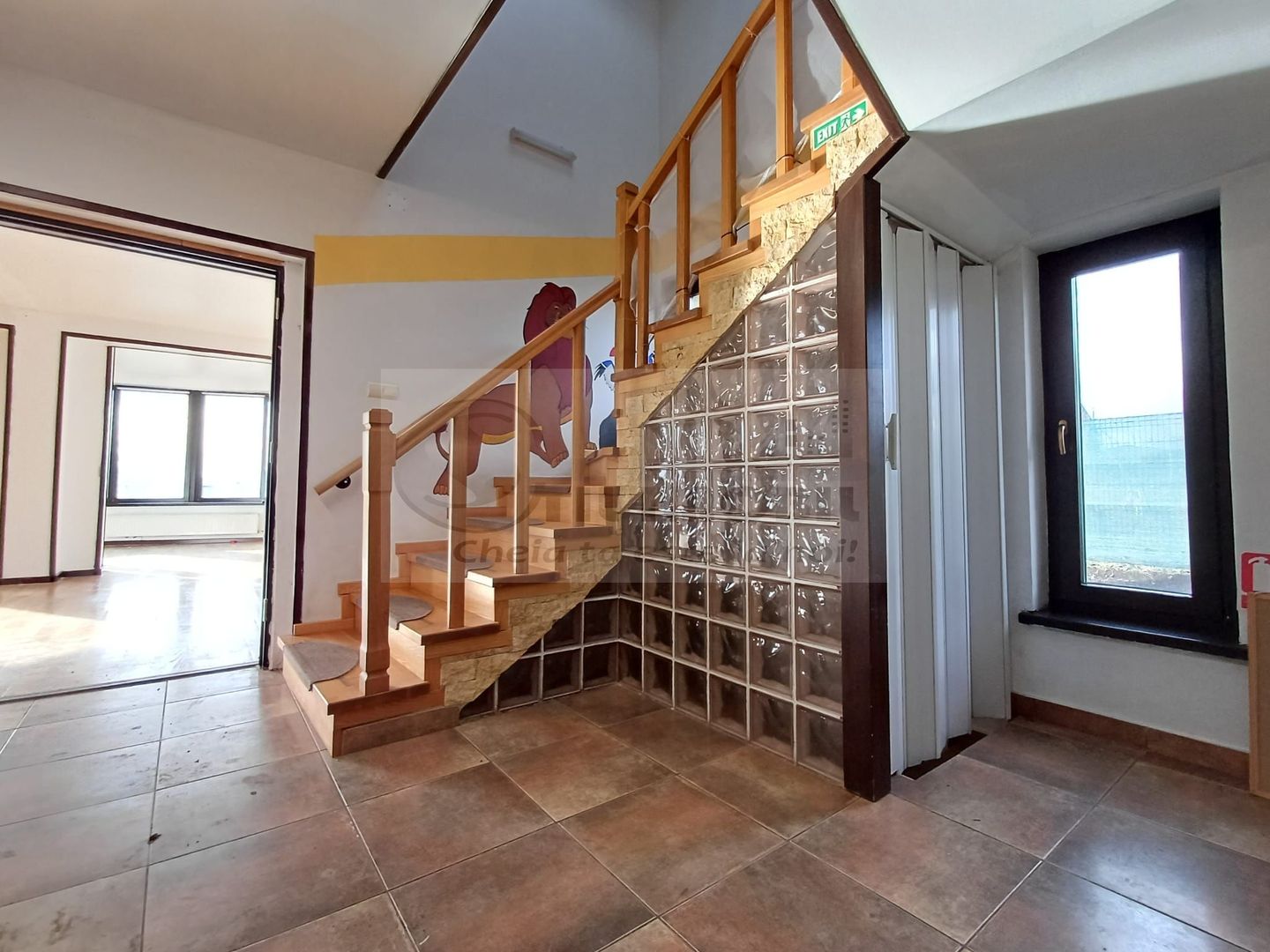 Casă spațioasă 5 camere | Valea Ursului La stradă principală | - Poză 11