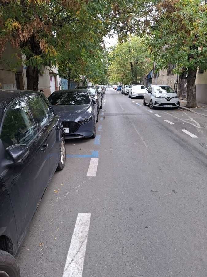 Vand Garaj Spati Comercia StradaStr Aurel Vlaicu vizavi de Dinamo 45mp - Poză 3