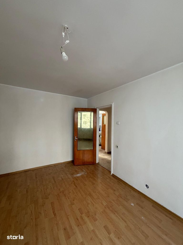 APARTAMENT 3 CAMERE POLITECHNICA - Poză 2