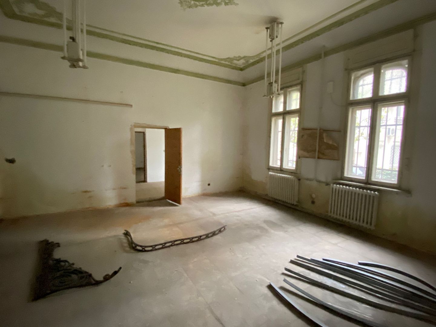 De Vanzare Vila Interbelica, 8-10 Camere, Romana - Zodiac - Poză 4