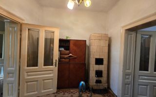 Apartament 4 camere, Zona Cetatii, Curte Comuna, Pivnita mare - Poză 5