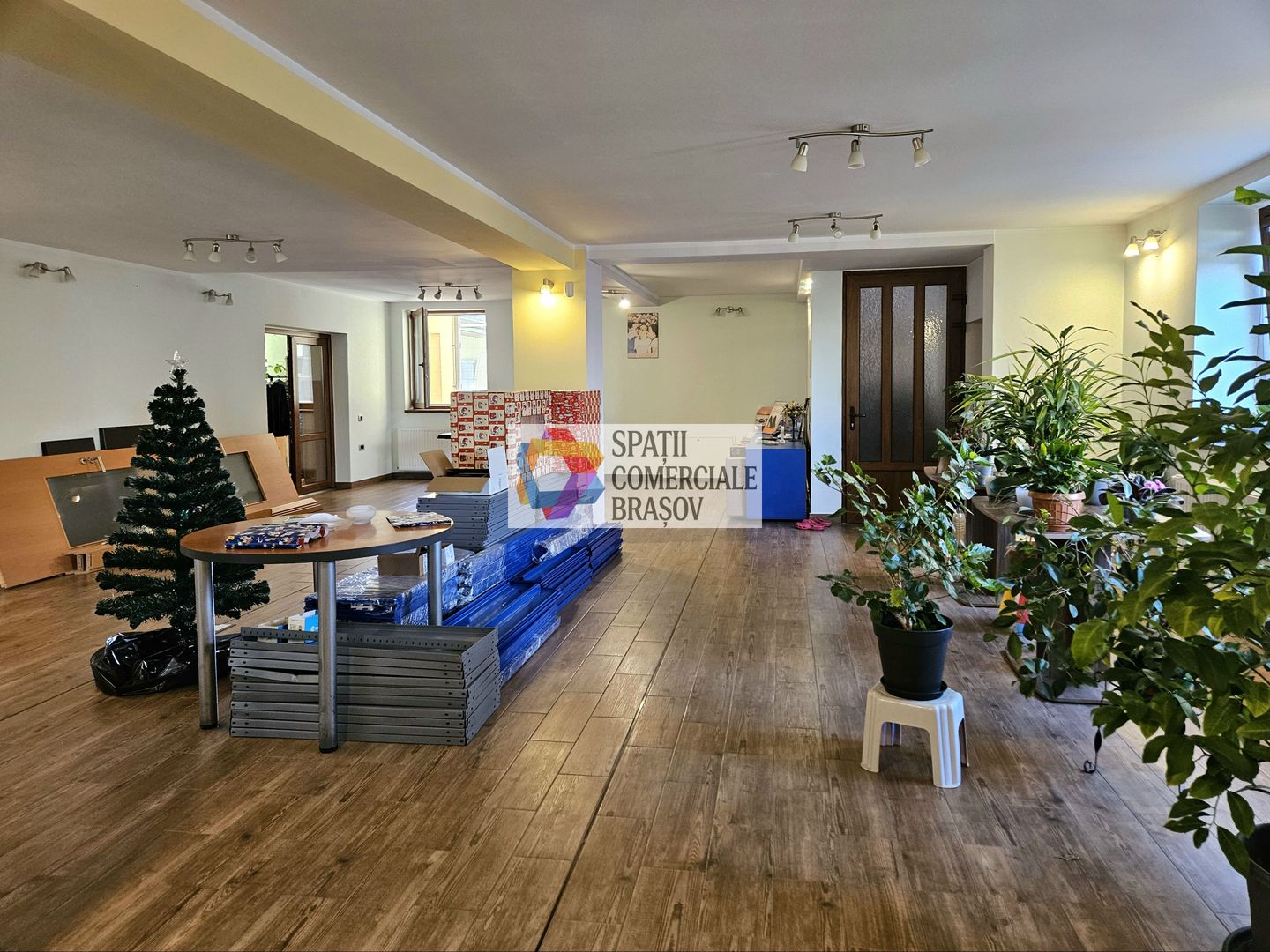 Casă plus Spațiu comercial  741 mp, Teren 906 mp Brasov - zona Blumana - Poză 20