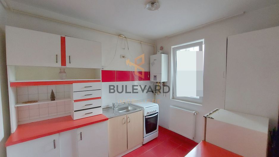 Apartament cu o camera+parcare, zona Eroilor! - Poză 1