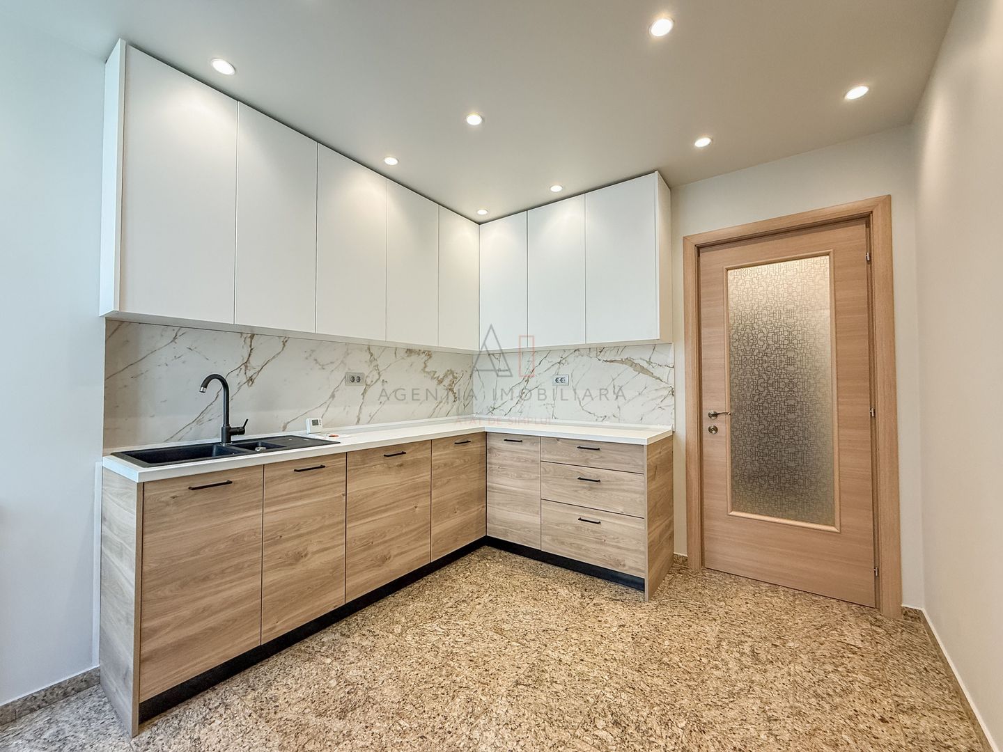 3 camere zona Capitale - Poză 22