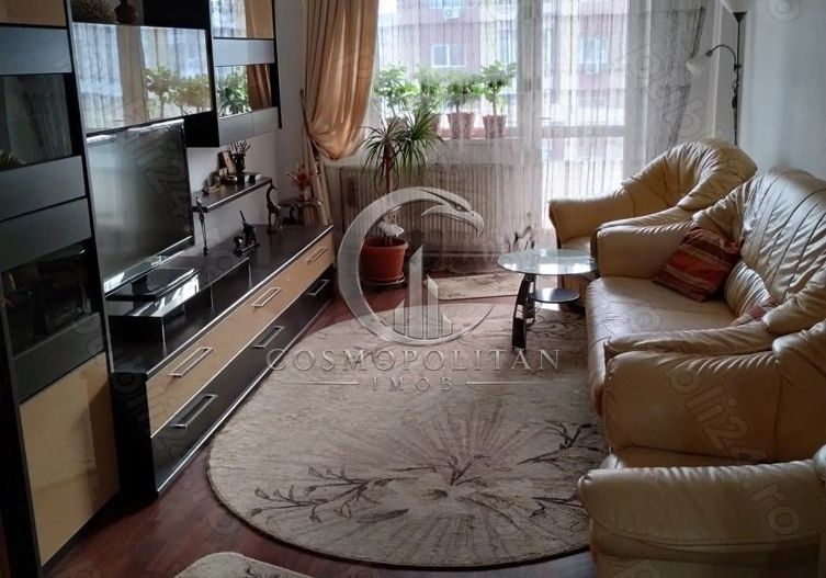 Apartament cu 3 camere zona 0 etaj 5 din 6 conf 1 decomandat Pret: 110.000 neg. - Poză 3