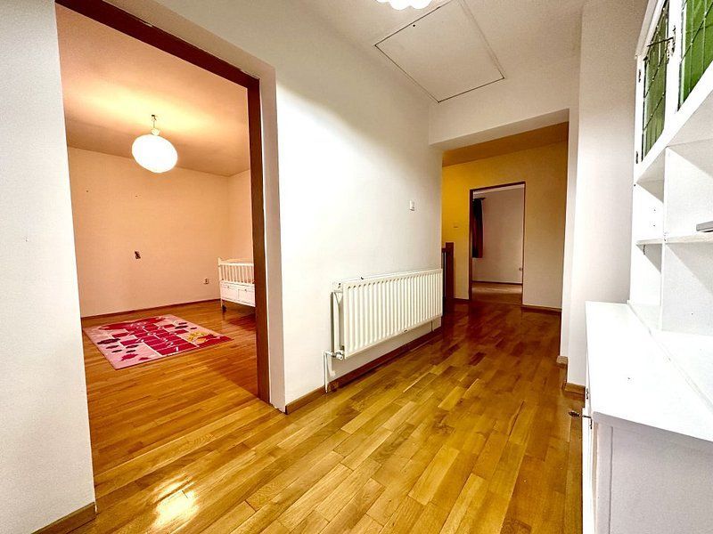 Casa la intrare în Ghiroda - Poză 30