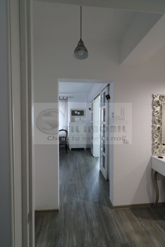 APARTAMENT 2 CAMERE DECOMANDAT PLATOU GALATA-350 € - Poză 11