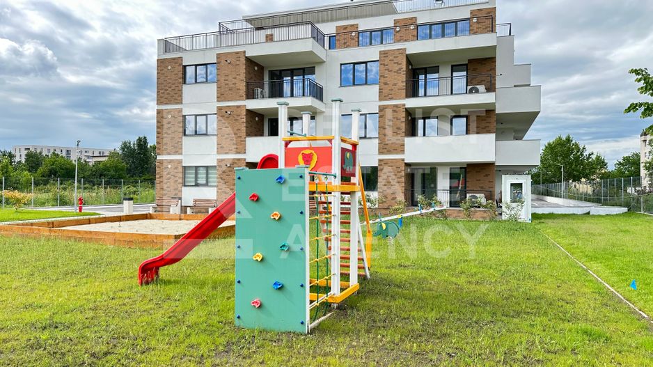 Vânzare, apartament, 3 camere, zona Sisești, București - Poză 1