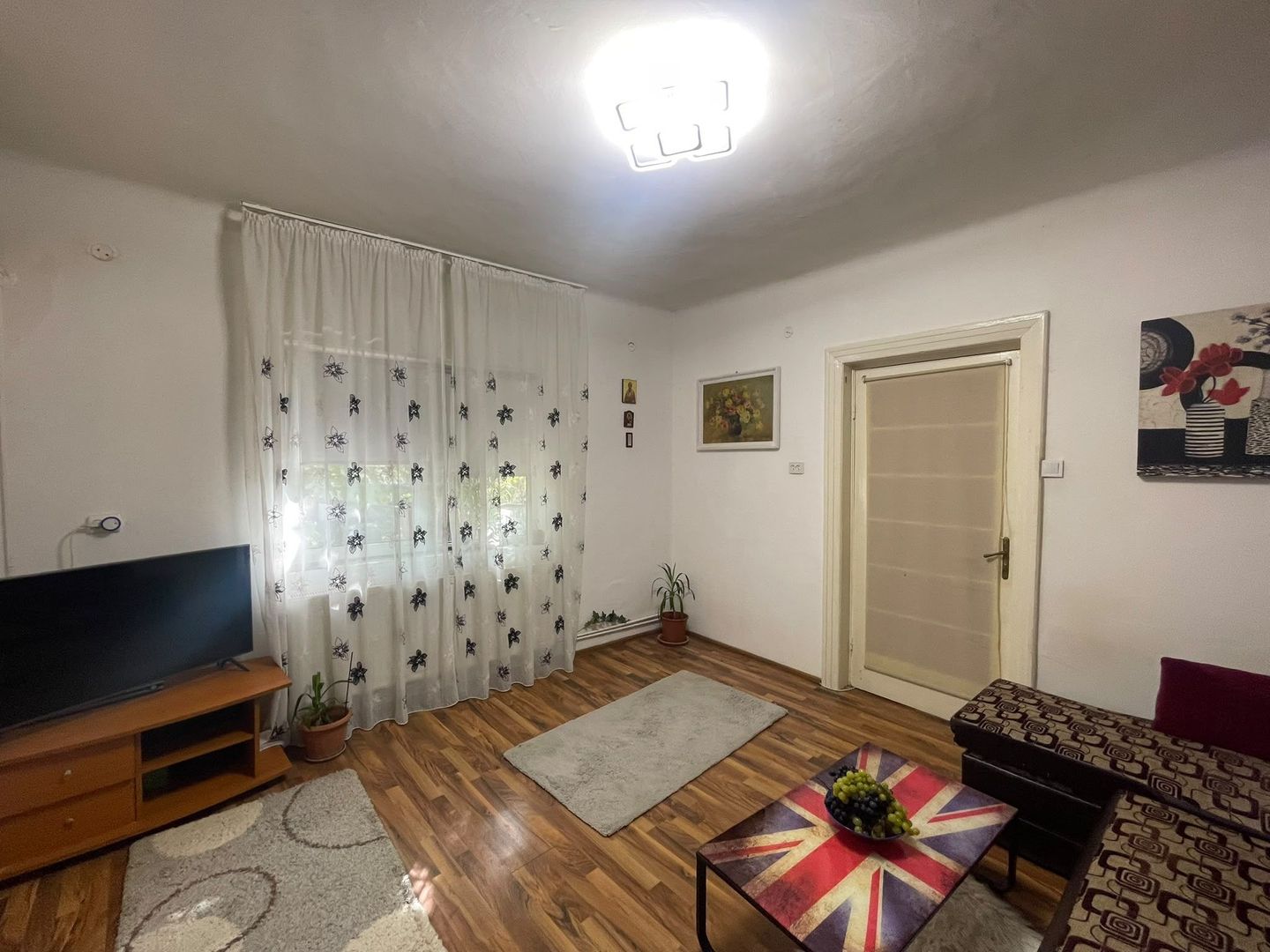 Apartament 4 camere în vilă, centrală proprie, zona Parcul Carol v26 - Poză 4