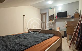 Apartament cu 3 camere de vanzare in zona Rogerius Oradea - Poză 5