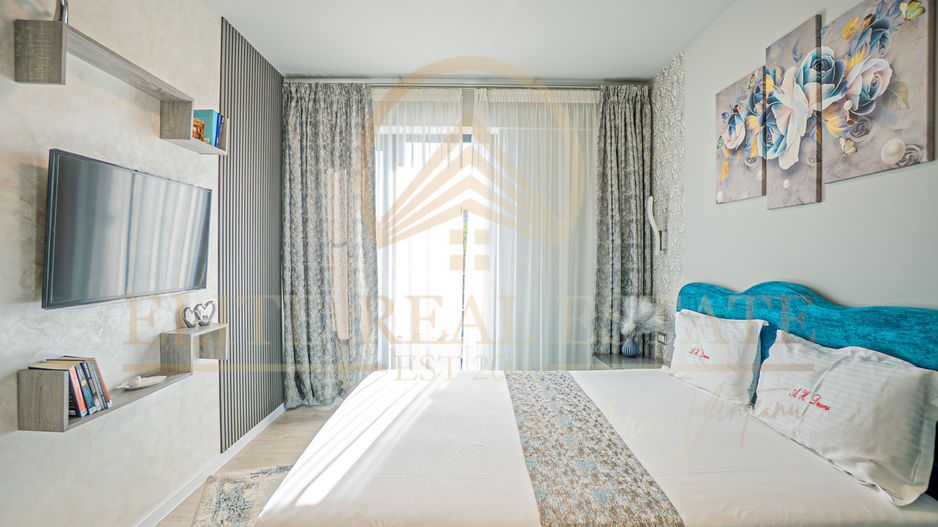 Răsărit peste mare, apus peste lac – apartament premium în Mamaia - Poză 10