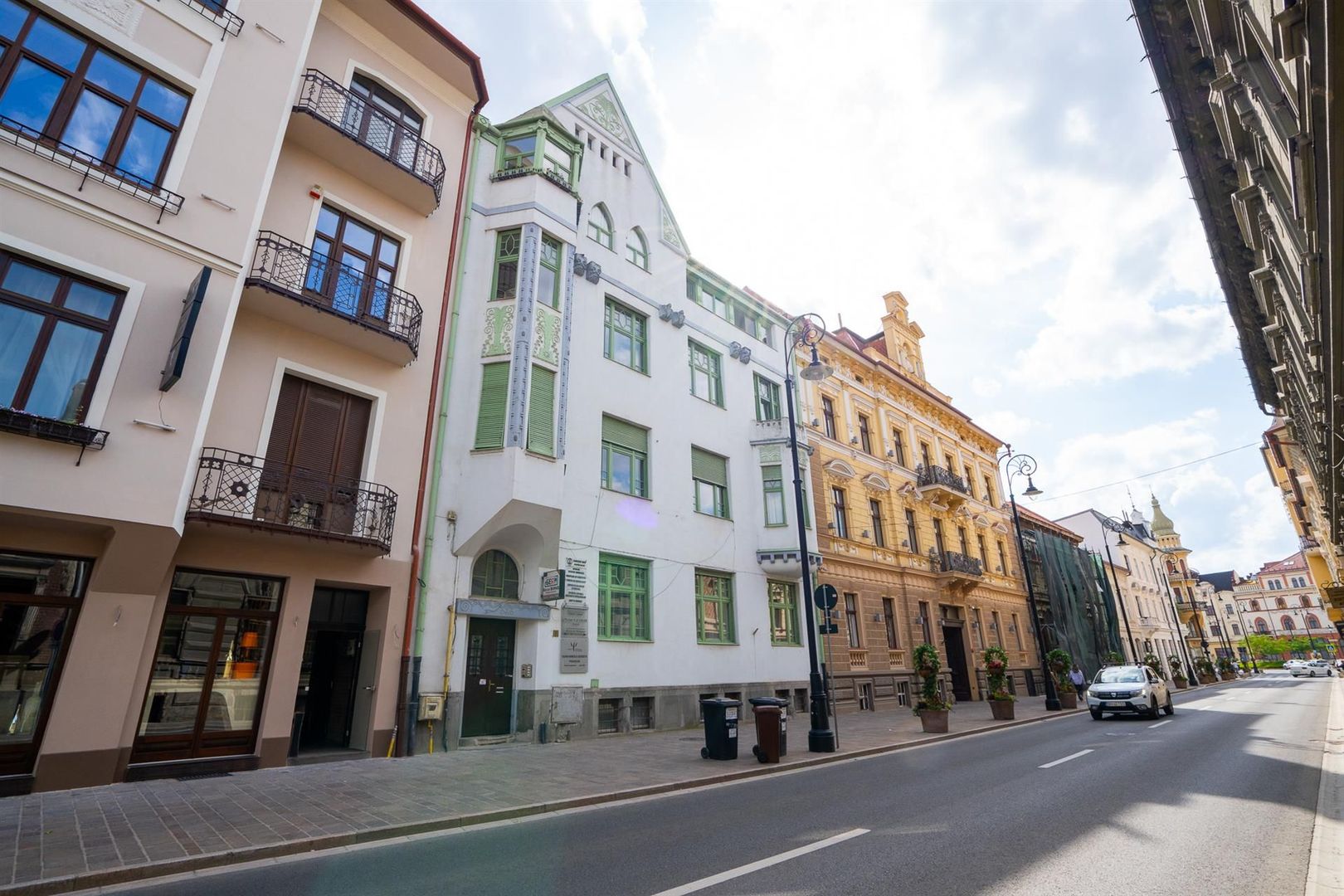 Palat Ultracentral pe Iosif Vulcan - Poză 2