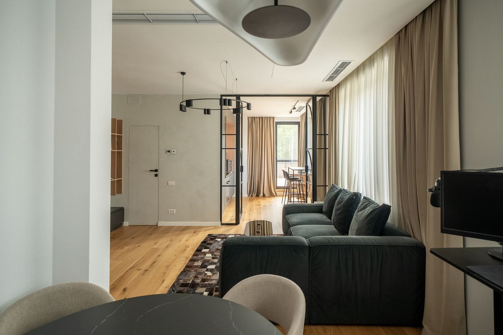 Apartament cu 2 camere, posibilitate recompartimentare in 3 camere - Poză 3