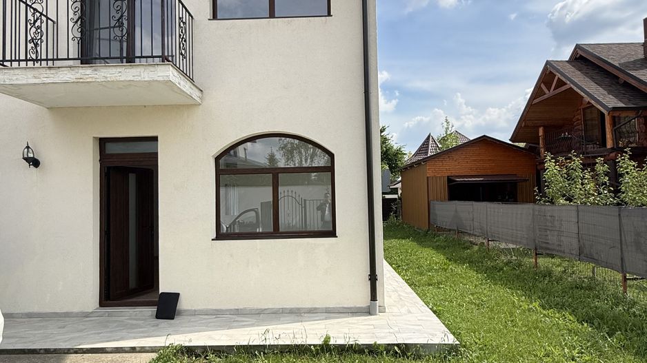 Vila 4 camere cu arhitectura deosebita langa pădure in Corbeanca ! - Poză 33