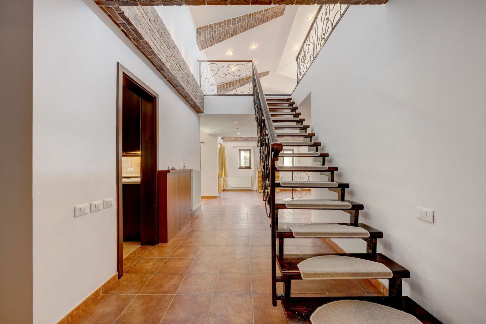 2 Vile individuale in Paradisul Verde P+M, caramida, ideal familii - Poză 52