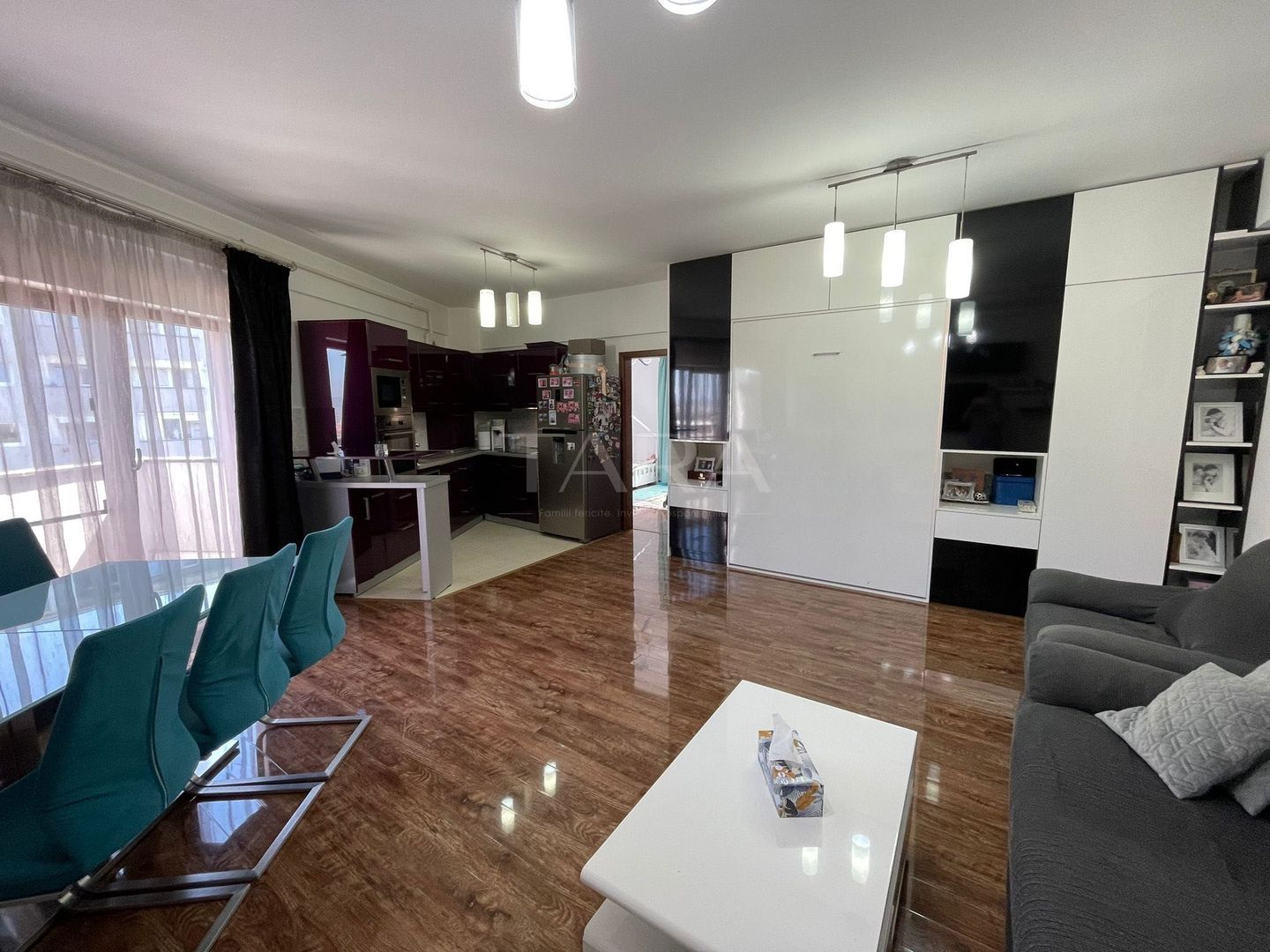 Apartament 2 camere de vanzare - Poză 2