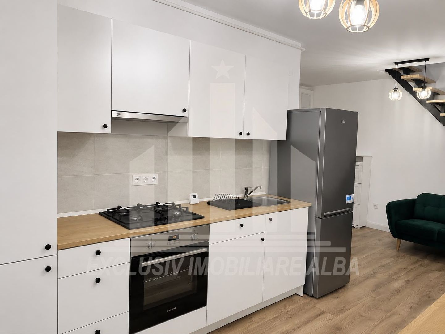 Apartament 3 camere | Scara interioara | 110 mp | Lipoveni - Alba Mall - Poză 1