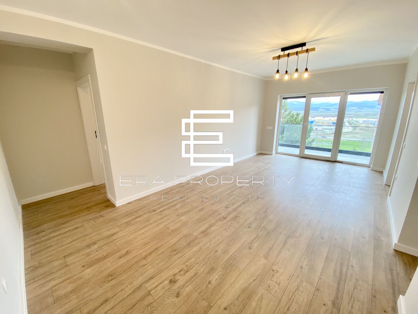 Apartament 2 camere /LA CHEIE/terasa 14.42 mp /zona Aeroport Sibiu - Poză 7