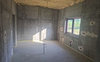 Casă de vânzare în Schitu Duca, Iași - 210 mp utili, 4 camere, 3 băi - Poză 8