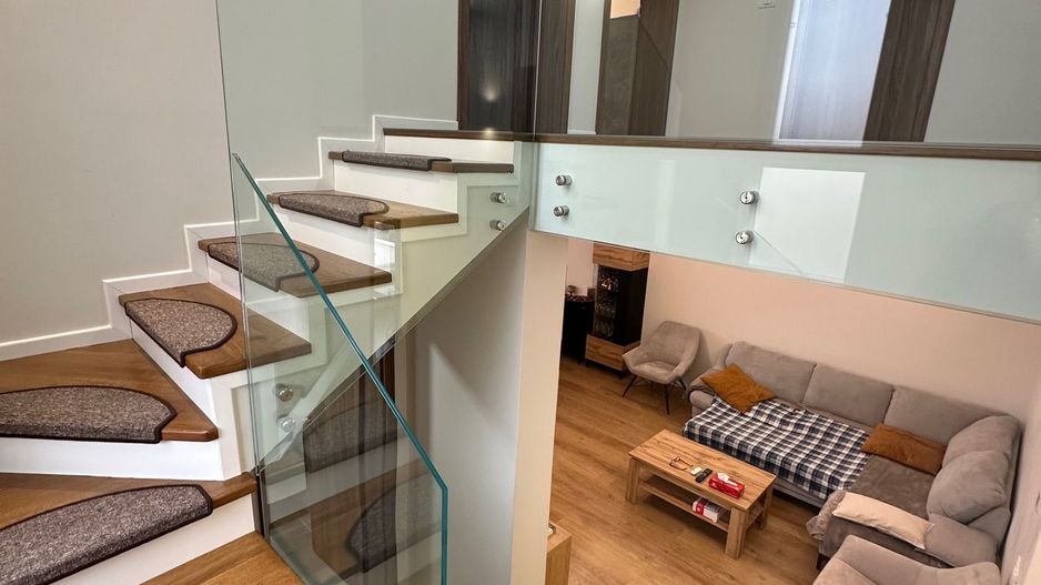 Duplex deosebit cu garaj și subsol - Poză 13