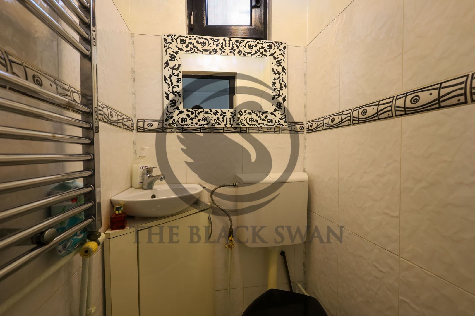 Casa 6 camere de vanzare | Salon Infrumusetare | Ploiesti, COMISION 0% - Poză 16